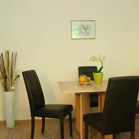 Wald Villa Uessbach Alf Room photo