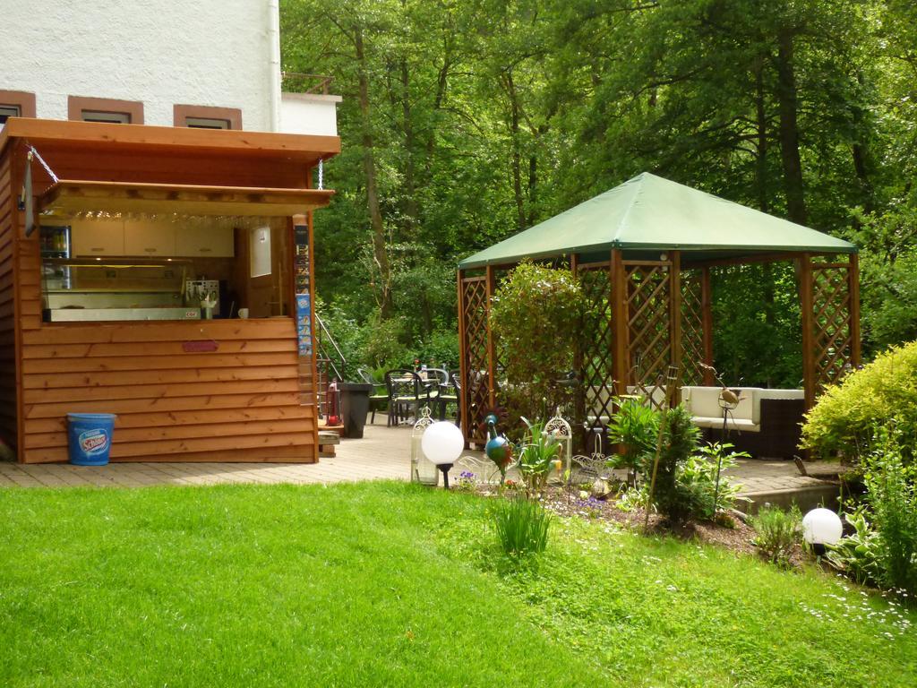 Wald Uessbach